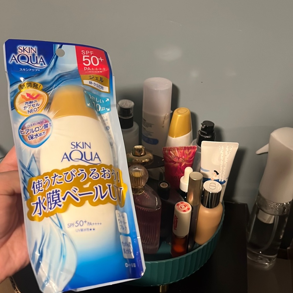 Skin Aqua Japanese sunscreen SPF50++++++